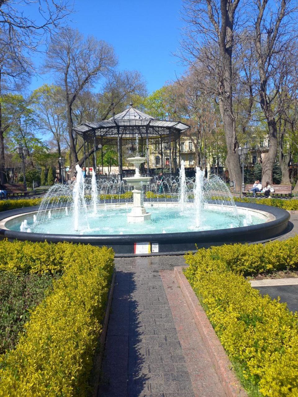 "Ваша Квартира" У Дерибаса! "Ваша Квартира" Біля Дерибаса! Odessa Dış mekan fotoğraf